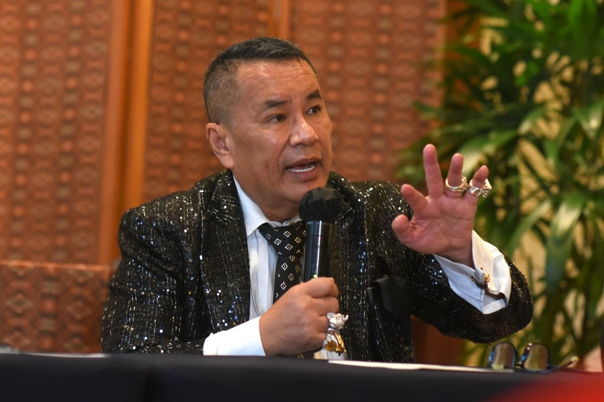 Hotman Paris Mengundurkan Diri Menjadi Pengacara Jampidsus Febrie