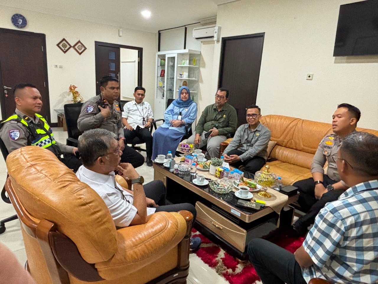 Satlantas Polresta Pekanbaru Perkuat Sinergi dengan Jasa Raharja Riau untuk Tingkatkan Keselamatan Berlalu Lintas