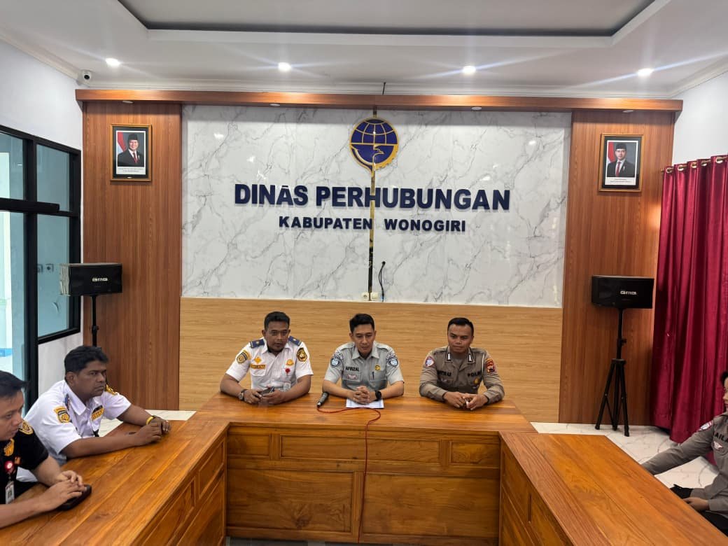 FLLAJ Kabupaten Wonogiri Perkuat Sinergi Lintas Sektor untuk Menekan Angka Kecelakaan Lalu Lintas FLLAJ Kabupaten Wonogiri Perkuat Sinergi Lintas Sektor untuk Menekan Angka Kecelakaan Lalu Lintas