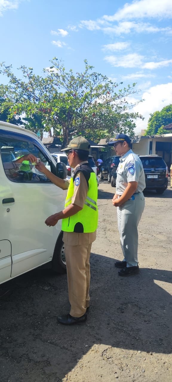 Kolaborasi Antar Stakeholder, Jasa Raharja NTB Ikuti Operasi Gabungan dan Edukasi Keselamatan Berkendara Kolaborasi Antar Stakeholder, Jasa Raharja NTB Ikuti Operasi Gabungan dan Edukasi Keselamatan Berkendara