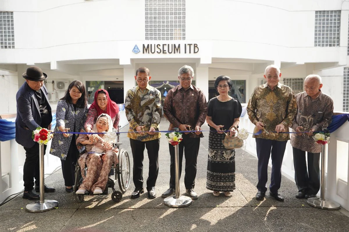 Menbud Sebut Museum ITB Jadi Standar Baru Permuseuman Nasional, Ini Keunggulannya Menbud Sebut Museum ITB Jadi Standar Baru Permuseuman Nasional, Ini Keunggulannya