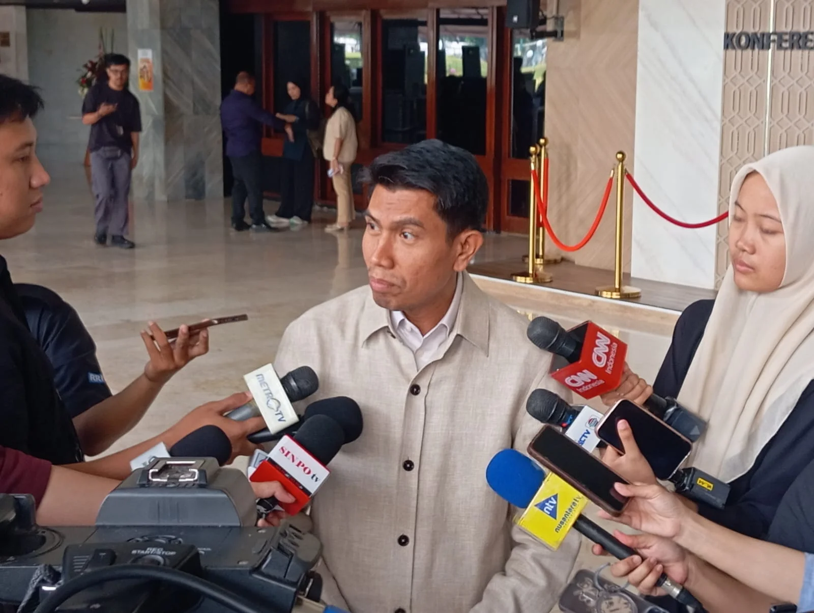 DPR Tegaskan Koperasi Pengelola Tambang Harus Utamakan Kesejahteraan Warga DPR Tegaskan Koperasi Pengelola Tambang Harus Utamakan Kesejahteraan Warga