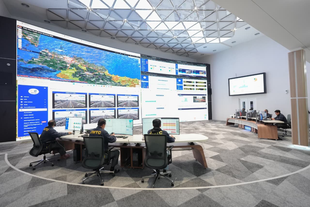 JMTC Jadi Percontohan Pengelolaan Command Center, COO Danantara Apresiasi Transformasi Digital Jasa Marga JMTC Jadi Percontohan Pengelolaan Command Center, COO Danantara Apresiasi Transformasi Digital Jasa Marga