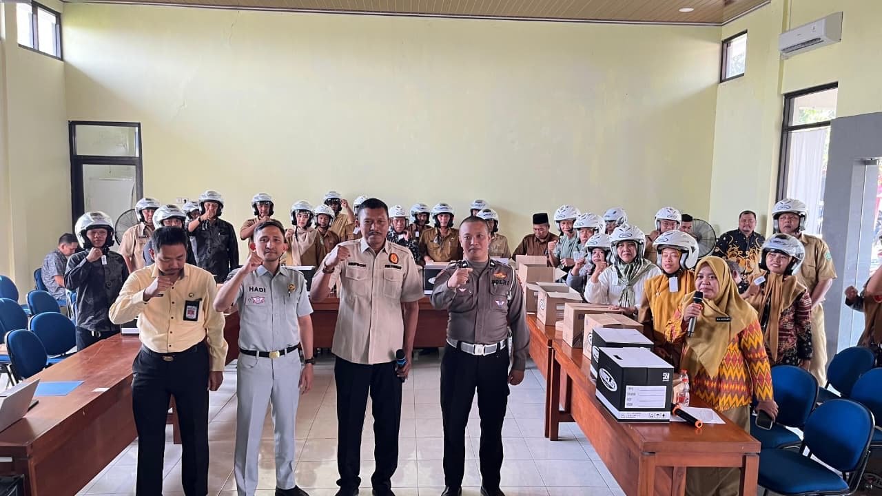 Tekan Fatalitas Kecelakaan, Jasa Raharja Malang Berdayakan Aparatur Kecamatan Beji Guna Perkuat Keselamatan Transportasi Berbasis Domisili Tekan Fatalitas Kecelakaan, Jasa Raharja Malang Berdayakan Aparatur Kecamatan Beji Guna Perkuat Keselamatan Transportasi Berbasis Domisili