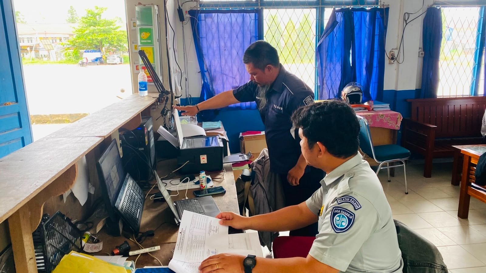 Pastikan Perlindungan Penumpang Optimal, Jasa Raharja Kalbar dan Dishub Melawi Sinkronkan Data Angkutan Umum