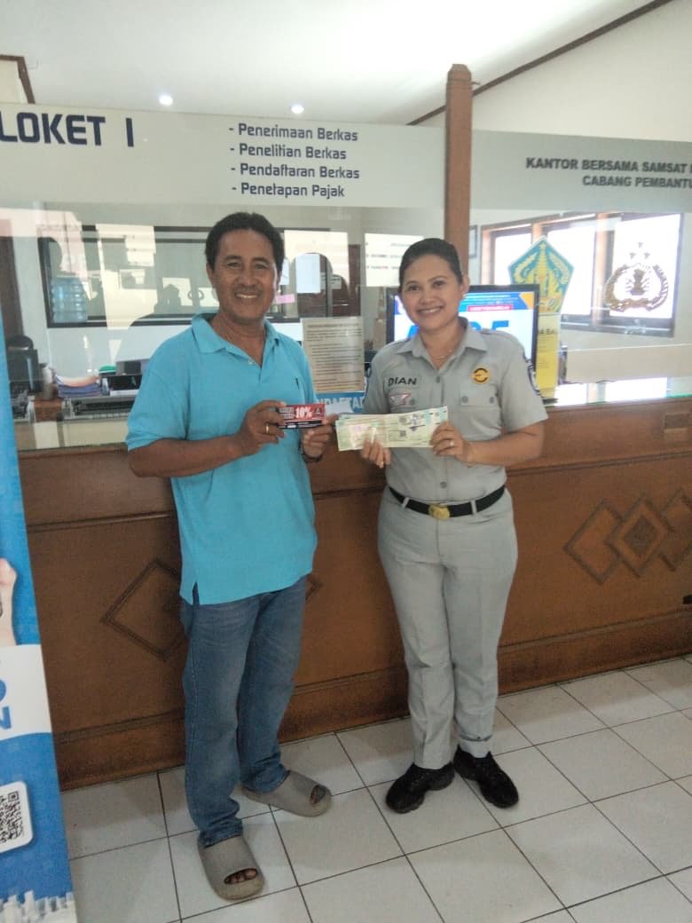 Jasa Raharja Bali Gandeng Warung Babi Guling IMBO68 Berikan Apresiasi kepada Wajib Pajak Jasa Raharja Bali Gandeng Warung Babi Guling IMBO68 Berikan Apresiasi kepada Wajib Pajak