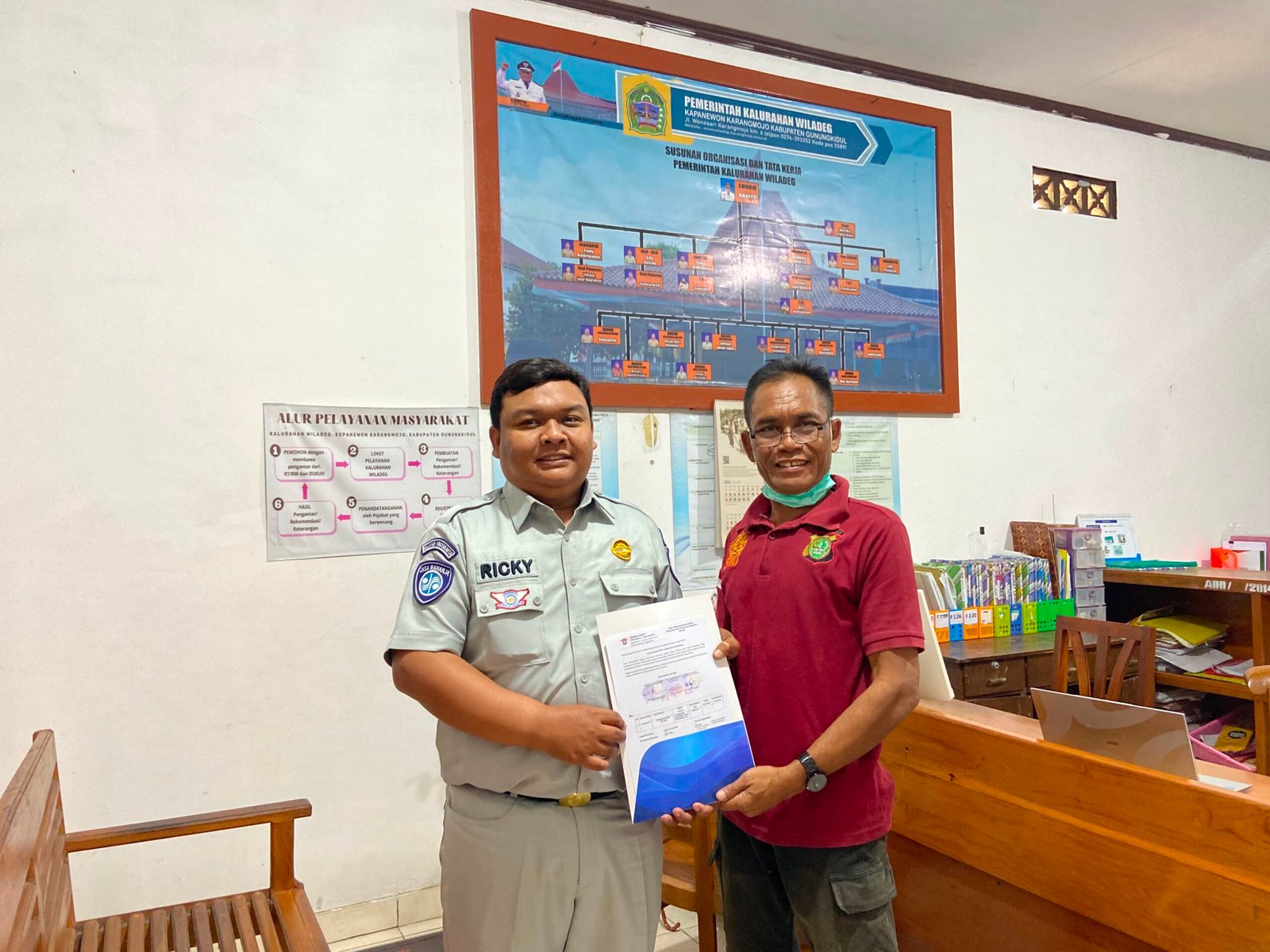 SIGAP Instansi Jasa Raharja Sambangi Pemerintah Desa Wiladeg, Perkuat Tertib Administrasi Kendaraan SIGAP Instansi Jasa Raharja Sambangi Pemerintah Desa Wiladeg, Perkuat Tertib Administrasi Kendaraan