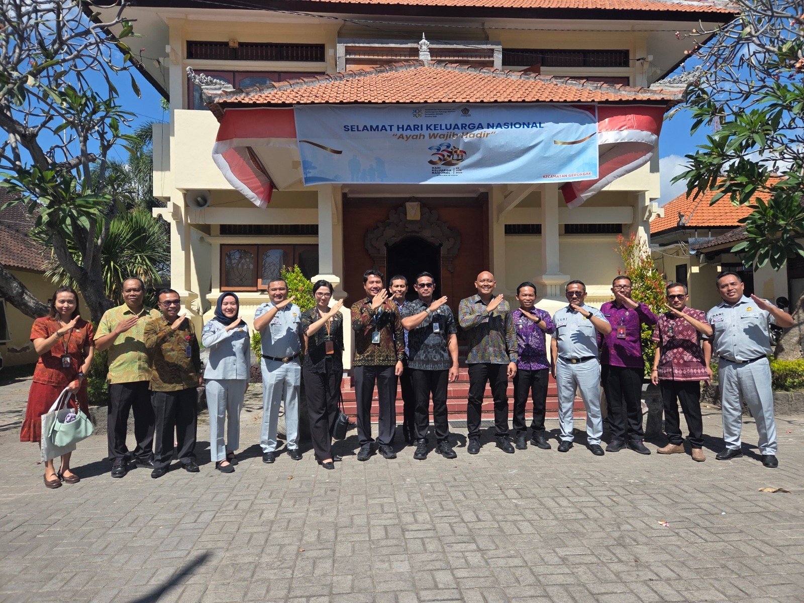 Tim Pembina Samsat Provinsi Bali Survei Lokasi Kantor Pelayanan Samsat Gerokgak, Perluas Akses Pelayanan Masyarakat Tim Pembina Samsat Provinsi Bali Survei Lokasi Kantor Pelayanan Samsat Gerokgak, Perluas Akses Pelayanan Masyarakat