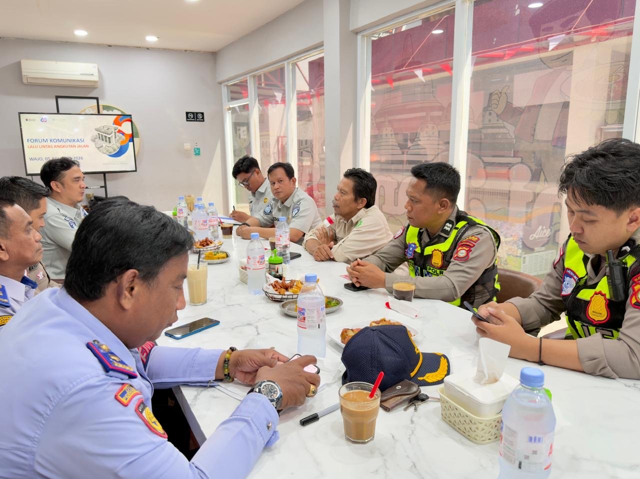 Jasa Raharja Cabang Watampone Perkuat Sinergi Penanganan Titik Rawan Kecelakaan Melalui FLLAJ Kabupaten Wajo