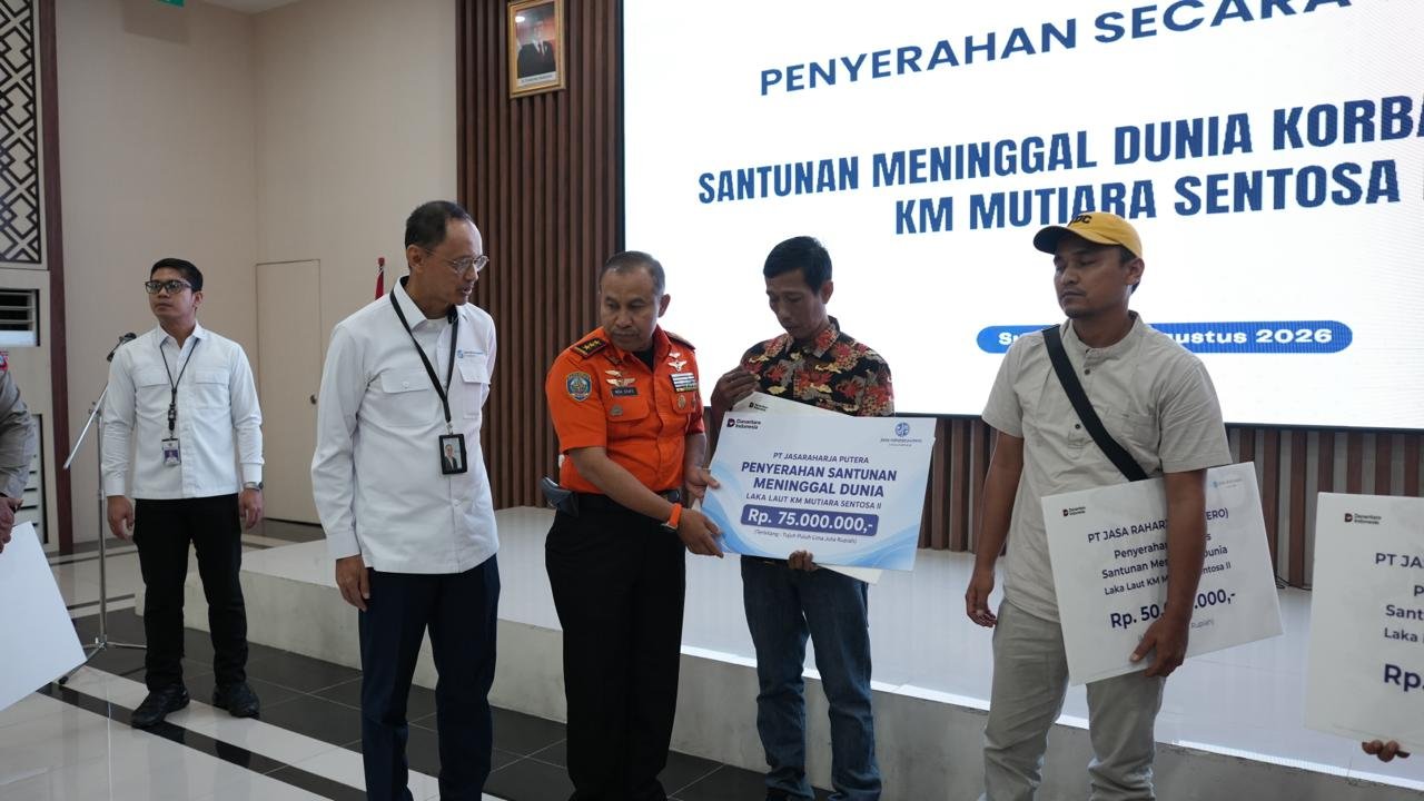 Direktur Utama Jasaraharja Putera Tinjau Langsung Penanganan Korban Kebakaran KMP Mutiara Sentosa II dan Serahkan Santunan Klaim, Pastikan Perlindungan Korban Berjalan Optimal Direktur Utama Jasaraharja Putera Tinjau Langsung Penanganan Korban Kebakaran KMP Mutiara Sentosa II dan Serahkan Santunan Klaim, Pastikan Perlindungan Korban Berjalan Optimal