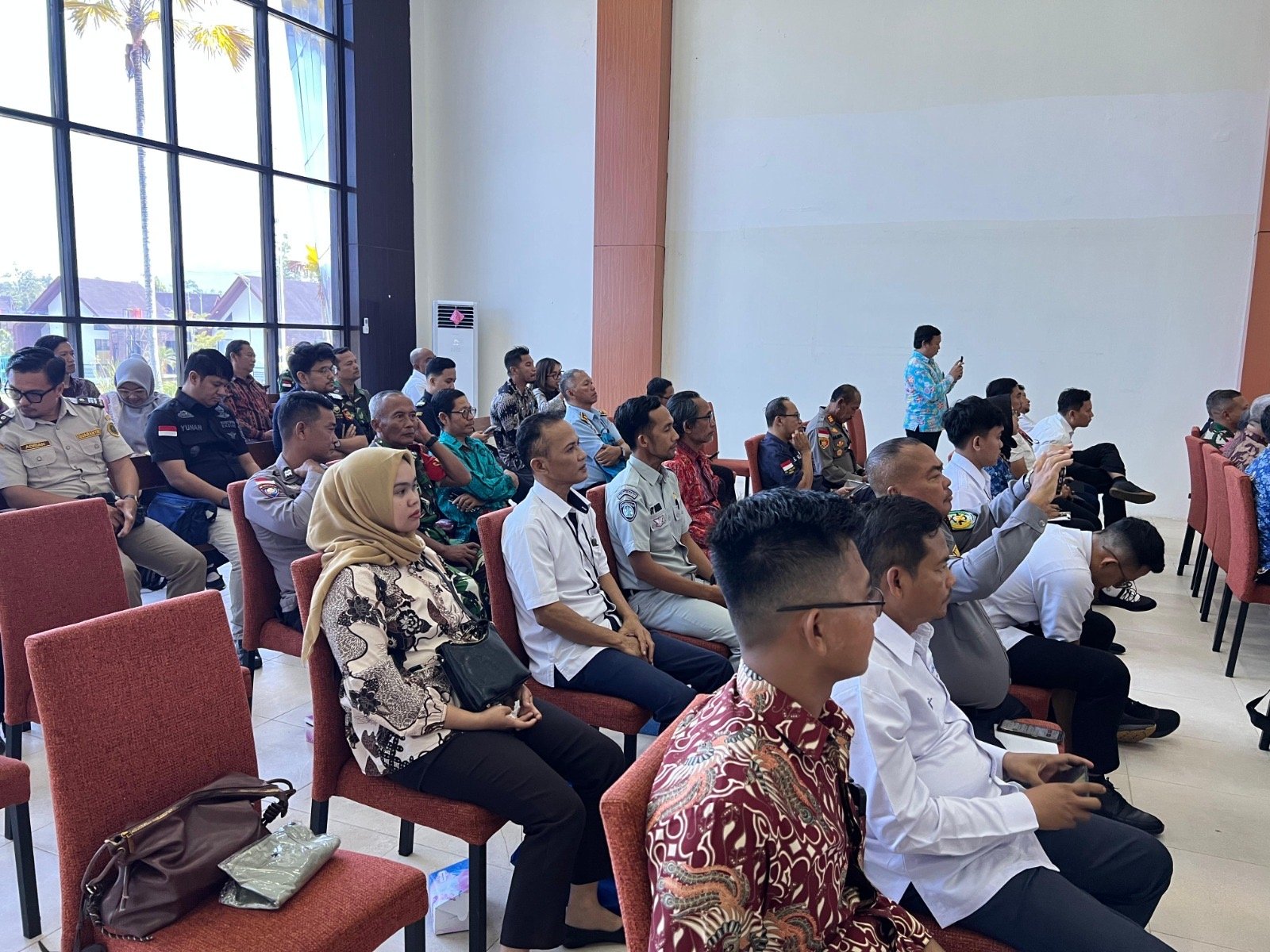 Komitmen Dukung Pembangunan Kawasan Perbatasan, Jasa Raharja Sintang Hadiri Rakor di PLBN Badau Kapuas Hulu Komitmen Dukung Pembangunan Kawasan Perbatasan, Jasa Raharja Sintang Hadiri Rakor di PLBN Badau Kapuas Hulu