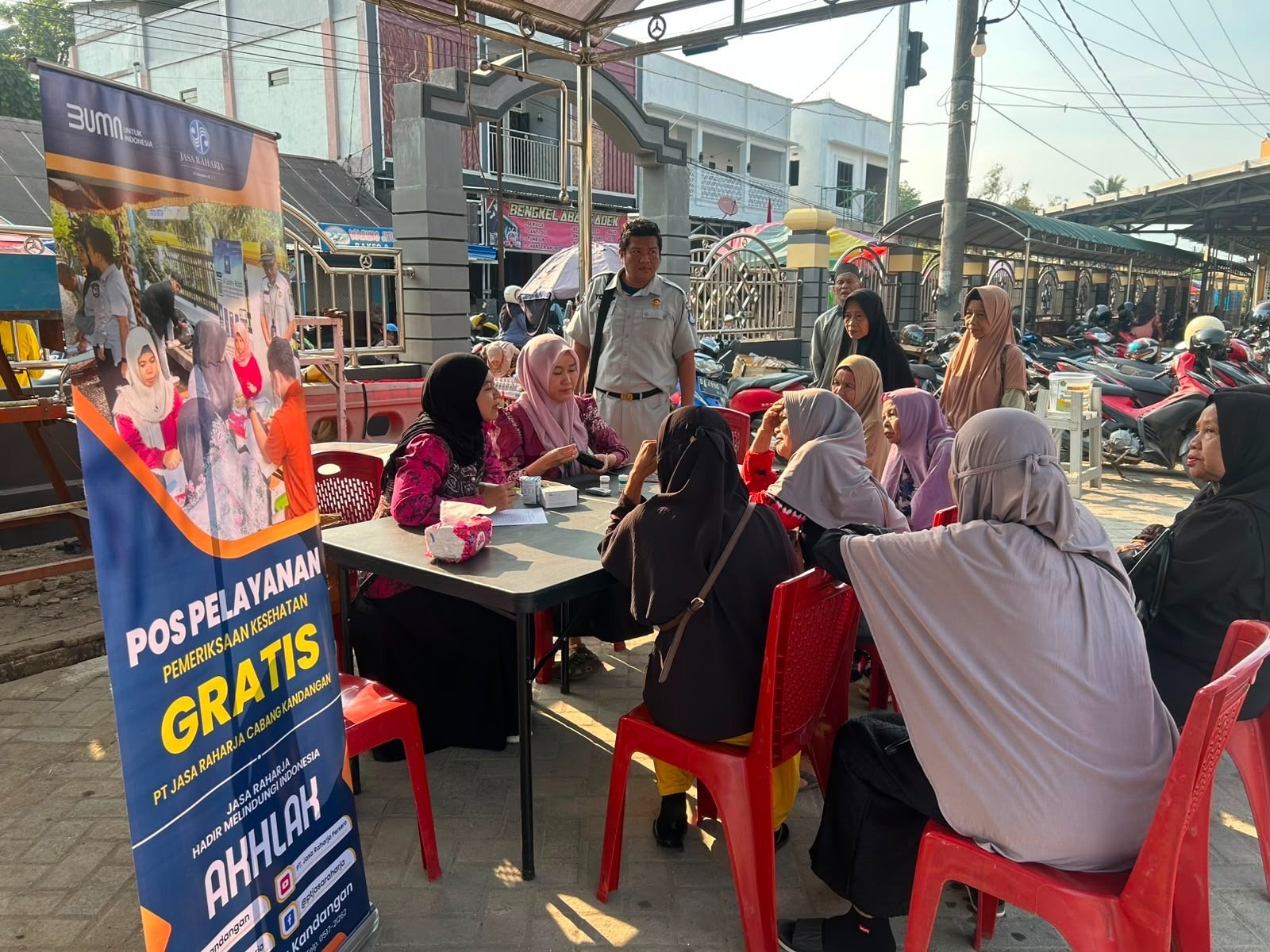 Hadir di Pengajian Masjid Al Amanah, Jasa Raharja Gelar Layanan Kesehatan Gratis Lewat Program MUKL Hadir di Pengajian Masjid Al Amanah, Jasa Raharja Gelar Layanan Kesehatan Gratis Lewat Program MUKL