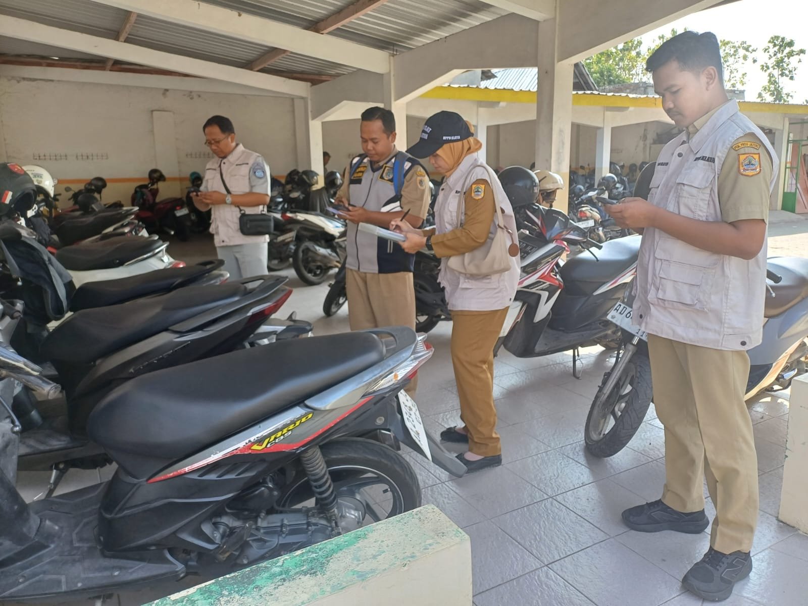 Program Gadis Pantura Dorong Kepatuhan Pajak Kendaraan Bermotor di Lingkungan Sekolah Program Gadis Pantura Dorong Kepatuhan Pajak Kendaraan Bermotor di Lingkungan Sekolah