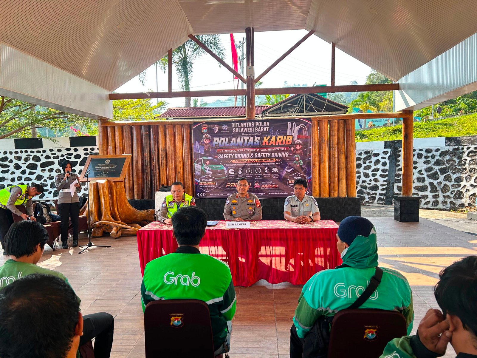 Jasa Raharja Cabang Mamuju Bersama Ditlantas Polda Sulbar Gelar Safety Riding & Safety Driving Bersama Pengemudi Ojol dan Opang