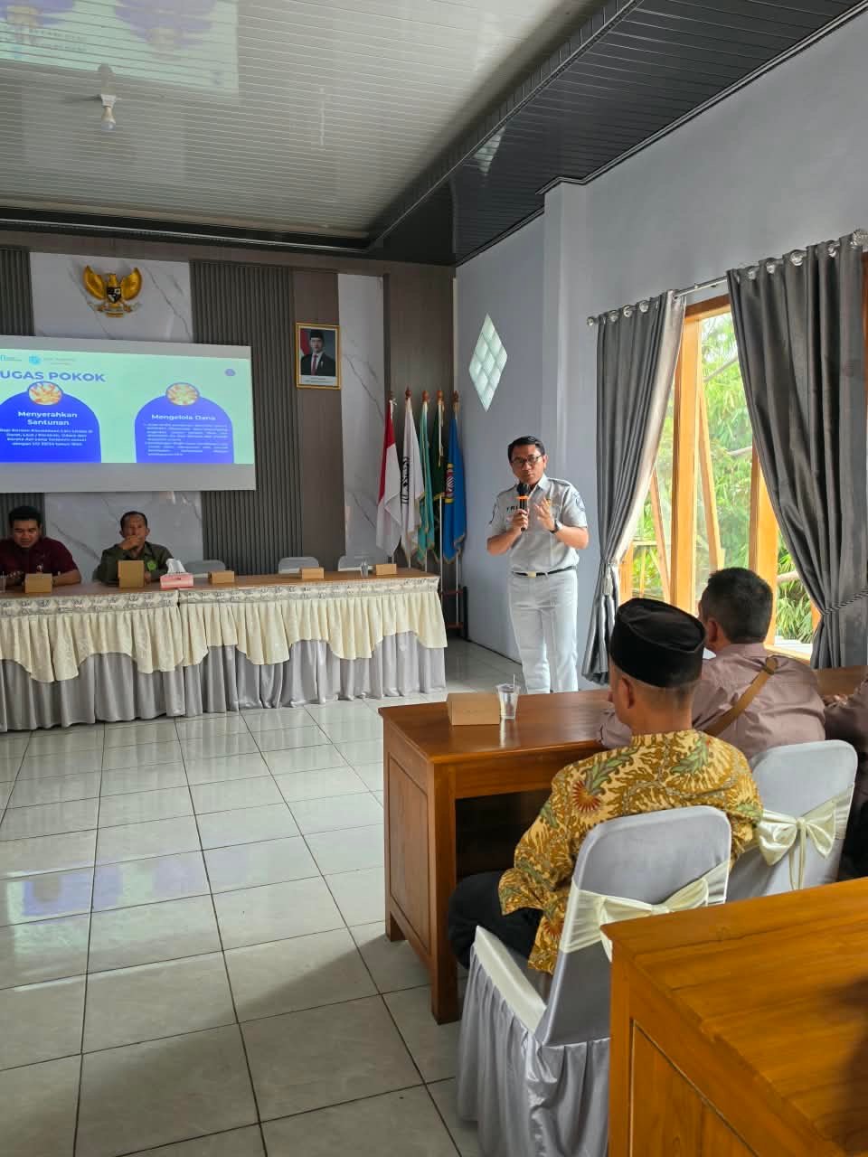 Jasa Raharja Gelar MUKL dan Sosialisasi Tertib Administrasi Kendaraan Bermotor di Desa Kare Jasa Raharja Gelar MUKL dan Sosialisasi Tertib Administrasi Kendaraan Bermotor di Desa Kare