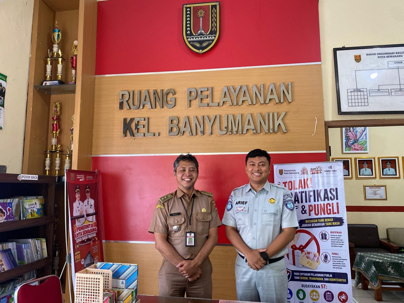 Jasa Raharja Semarang dan Kelurahan Banyumanik Perkuat Sinergi Dorong Kepatuhan SWDKLLJ dan Keselamatan Berlalu Lintas Jasa Raharja Semarang dan Kelurahan Banyumanik Perkuat Sinergi Dorong Kepatuhan SWDKLLJ dan Keselamatan Berlalu Lintas