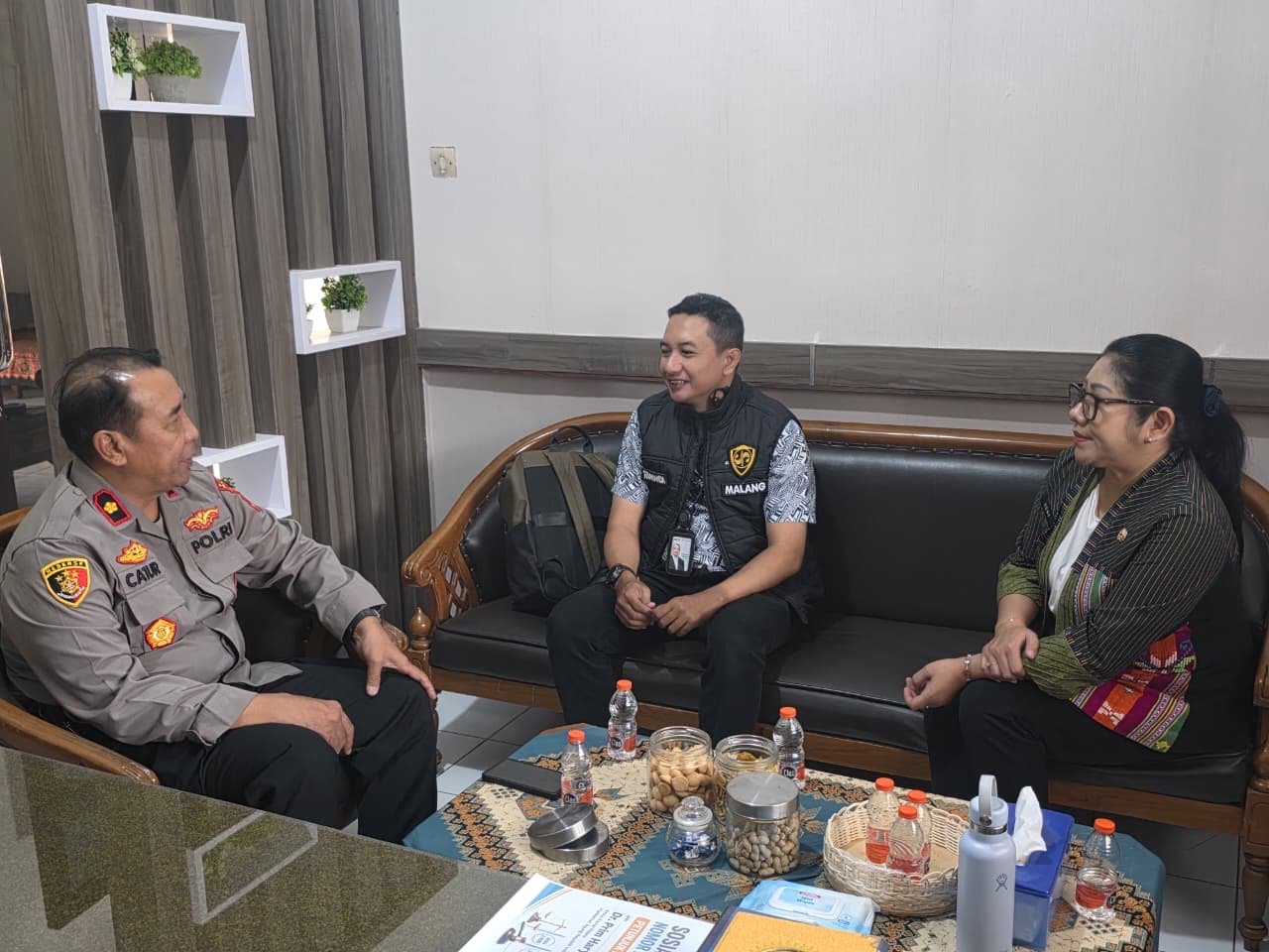 Jasa Raharja dan Samsat Talangagung Perkuat Sinergi Keselamatan Lalu Lintas di Turen Jasa Raharja dan Samsat Talangagung Perkuat Sinergi Keselamatan Lalu Lintas di Turen