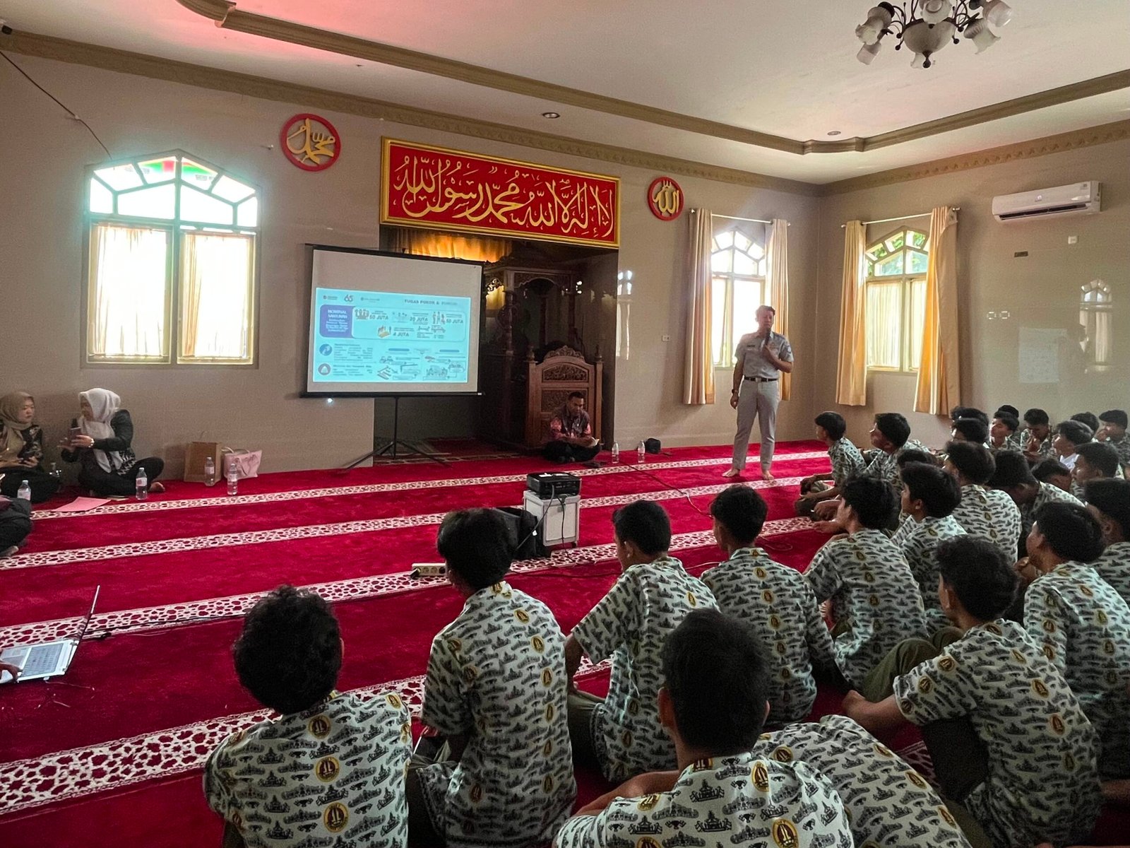 Kolaborasi “Putih Abu-Abu”, Bapenda Lampung dan Jasa Raharja Perkuat Edukasi Taat Pajak dan Keselamatan Berlalu Lintas