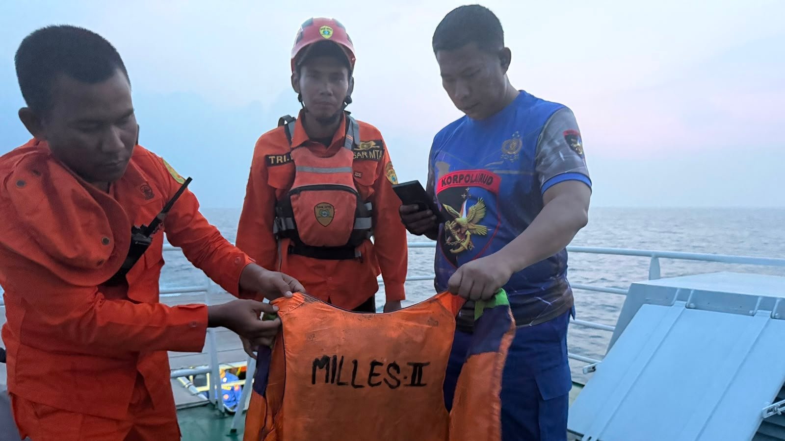 3 Life Jacket dan Terpal Ditemukan, Nasib Wartawan Hilang Masih Belum Jelas