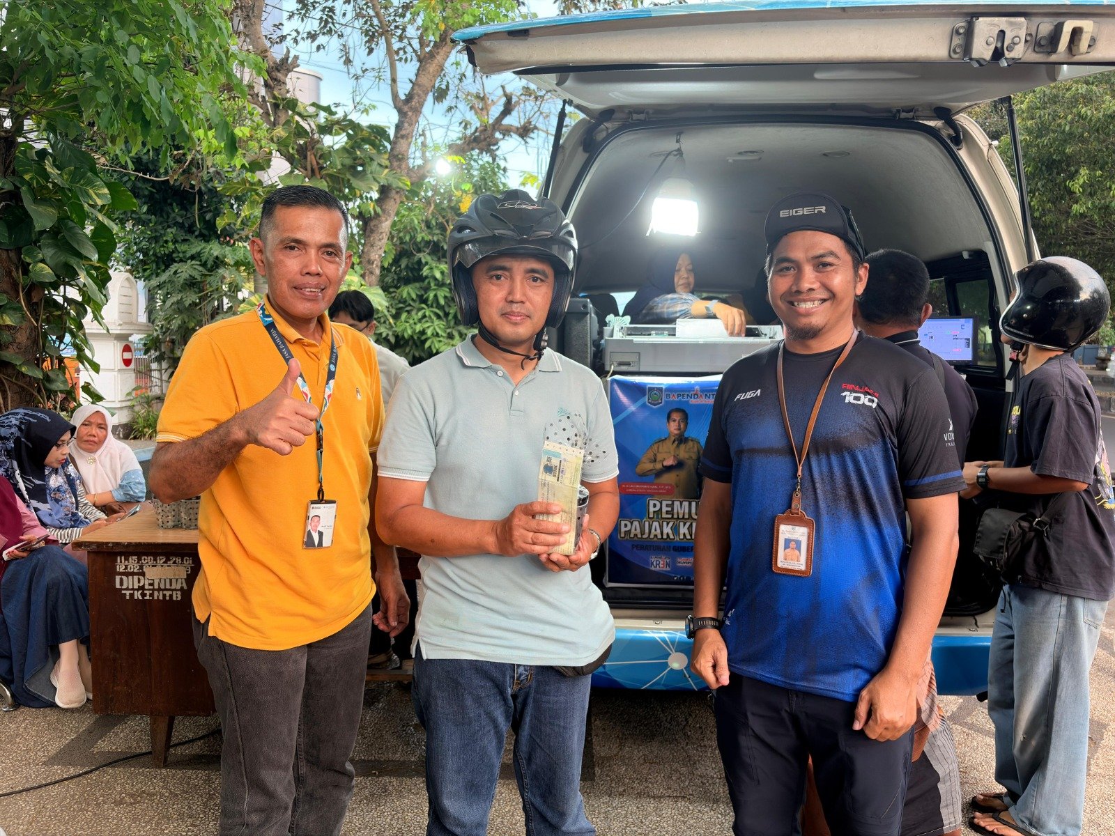 Jasa Raharja NTB dan Tim Pembina Samsat Gelar Samsat Night, Apresiasi Wajib Pajak Taat Jasa Raharja NTB dan Tim Pembina Samsat Gelar Samsat Night, Apresiasi Wajib Pajak Taat