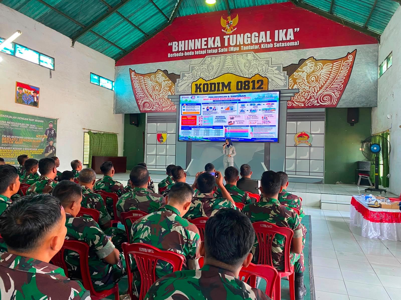 Bangun Kesadaran Berlalu Lintas, Jasa Raharja Hadir dalam Safety Riding dan Driving Campaign di Subdenpom V/2- 3 Lamongan Bangun Kesadaran Berlalu Lintas, Jasa Raharja Hadir dalam Safety Riding dan Driving Campaign di Subdenpom V/2- 3 Lamongan