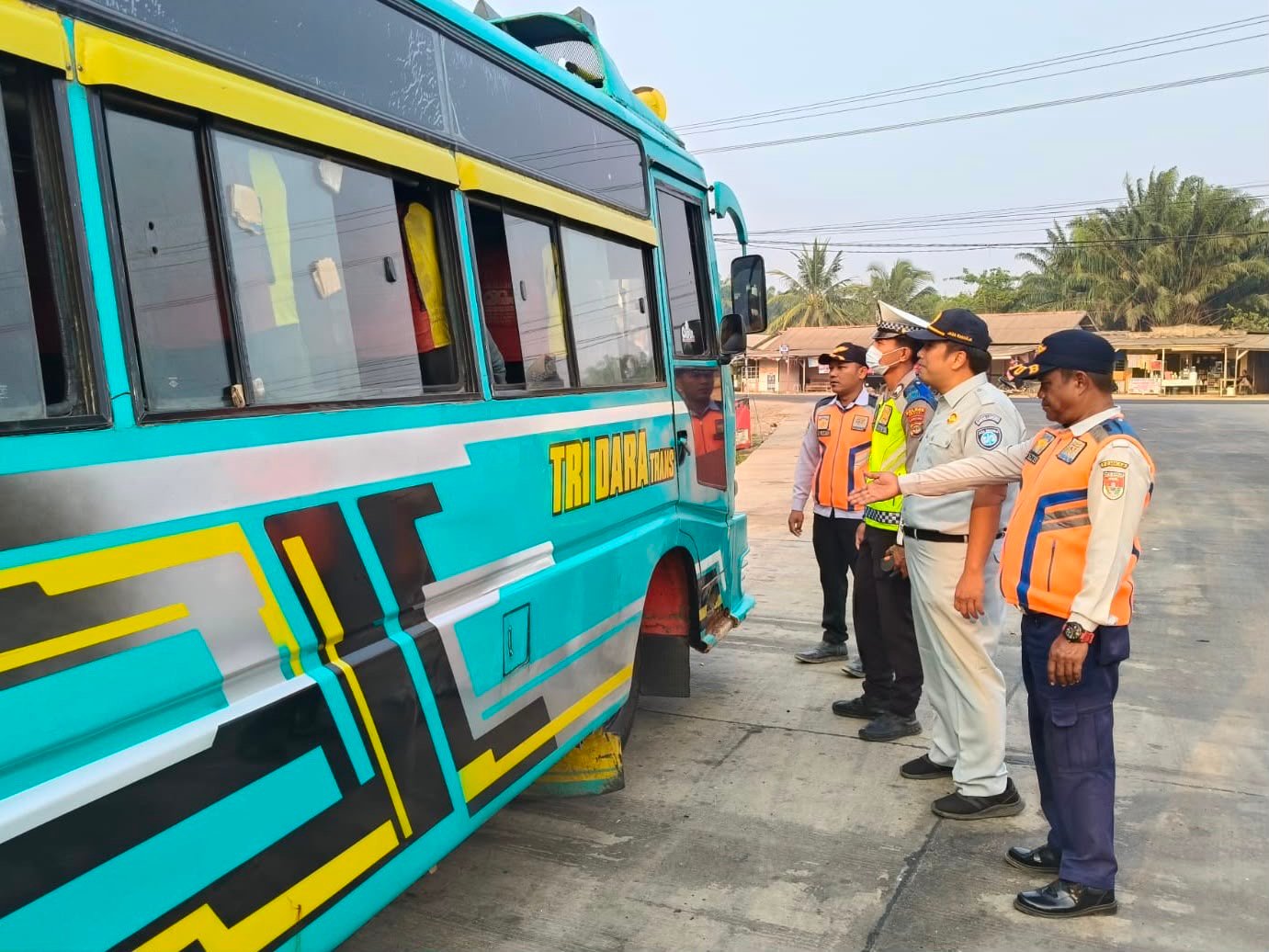 Operasi Gabungan di Mesuji, Jasa Raharja Edukasi Masyarakat tentang Keselamatan dan Pajak Kendaraan Operasi Gabungan di Mesuji, Jasa Raharja Edukasi Masyarakat tentang Keselamatan dan Pajak Kendaraan