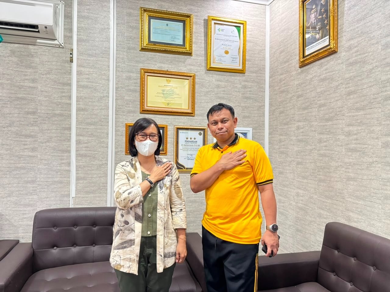 Kunjungi RS Bhayangkara Bengkulu, PT Jasa Raharja (Persero) Kanwil Bengkulu Perkuat Pelayanan bagi Korban Kecelakaan Lalu Lintas Kunjungi RS Bhayangkara Bengkulu, PT Jasa Raharja (Persero) Kanwil Bengkulu Perkuat Pelayanan bagi Korban Kecelakaan Lalu Lintas