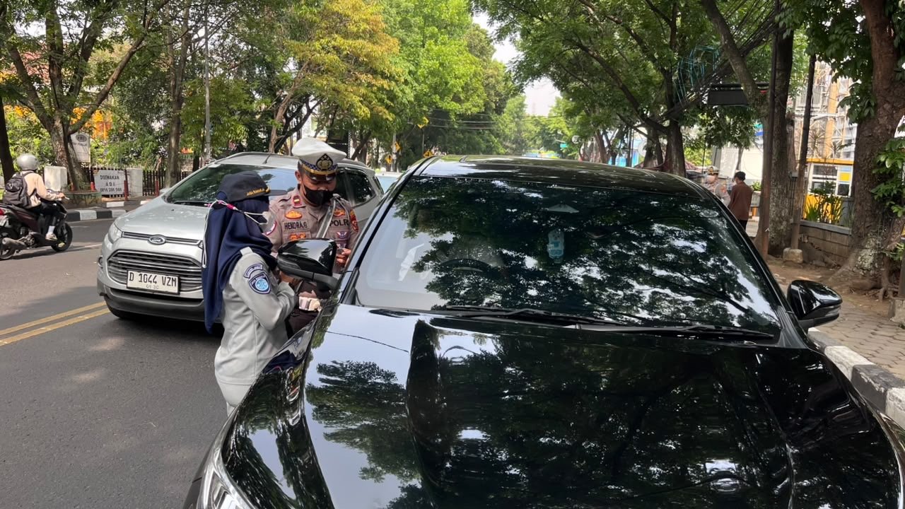 Berikan Kemudahan dan Keuntungan Bagi Wajib Pajak, Kolaborasi Jasa Raharja Bandung Bersama Tim Pembina Samsat Kawaluyaan Gelar Pemeriksaan PKB dan SWDKLLJ Berikan Kemudahan dan Keuntungan Bagi Wajib Pajak, Kolaborasi Jasa Raharja Bandung Bersama Tim Pembina Samsat Kawaluyaan Gelar Pemeriksaan PKB dan SWDKLLJ