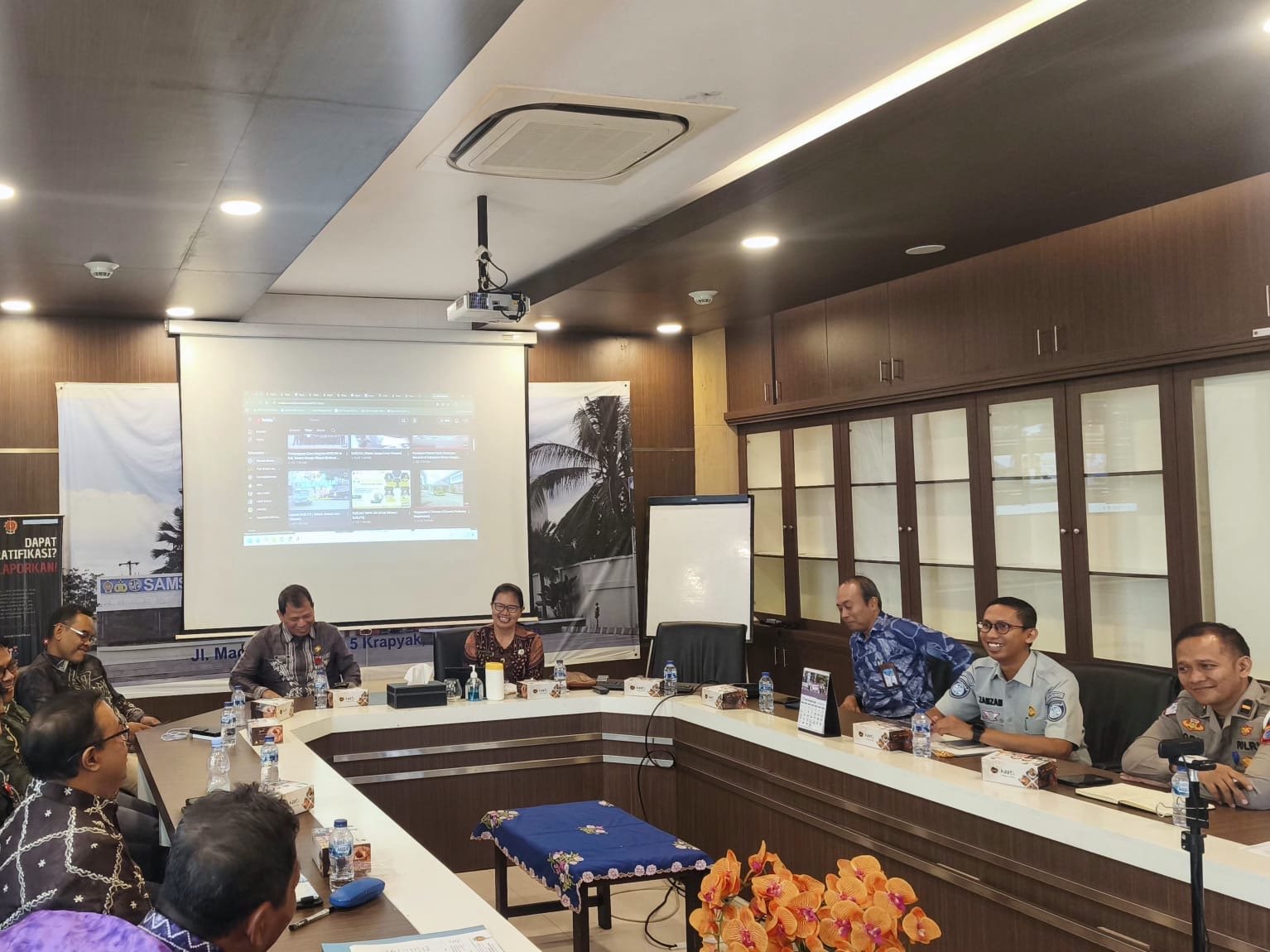 Jasa Raharja Perkuat Kolaborasi Antarwilayah untuk Mendorong Pelayanan Samsat yang Optimal Jasa Raharja Perkuat Kolaborasi Antarwilayah untuk Mendorong Pelayanan Samsat yang Optimal