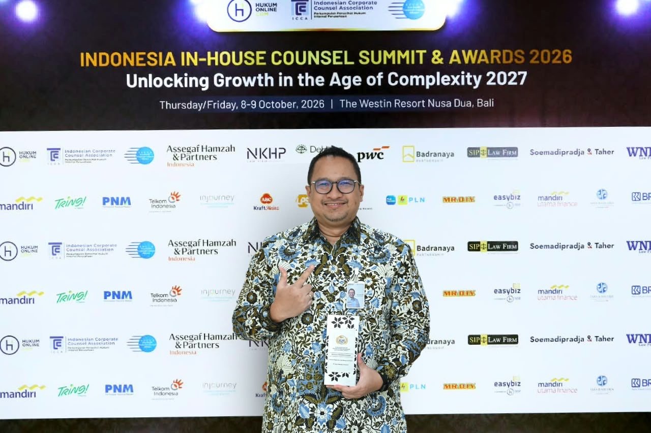 Jasa Raharja Konsisten Tingkatkan Tata Kelola dan Kualitas Pelayanan, Direktur Kepatuhan dan Manajemen Risiko Terima Rekognisi In-House Counsel Elite 2026 Jasa Raharja Konsisten Tingkatkan Tata Kelola dan Kualitas Pelayanan, Direktur Kepatuhan dan Manajemen Risiko Terima Rekognisi In-House Counsel Elite 2026