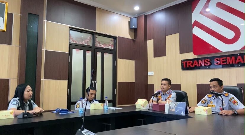 Jasa Raharja Cabang Semarang Sosialisasikan Perlindungan Angkutan Umum Kepada Dinas Perhubungan Kota Semarang Jasa Raharja Cabang Semarang Sosialisasikan Perlindungan Angkutan Umum Kepada Dinas Perhubungan Kota Semarang