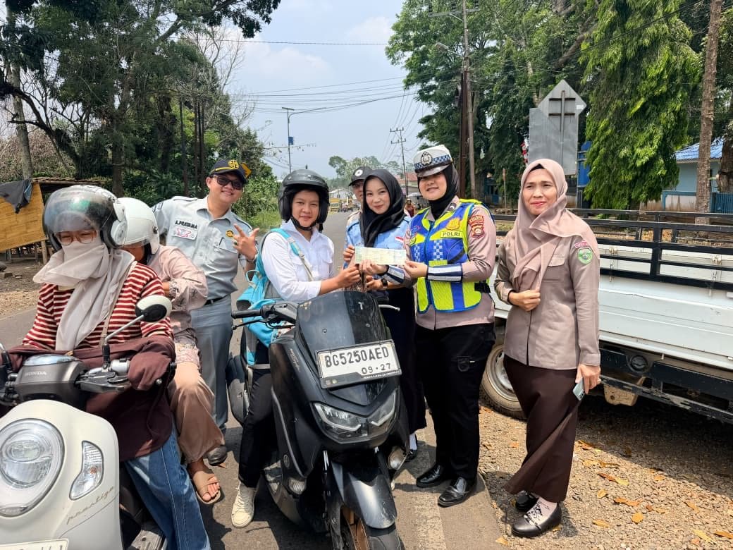 Samsat Menyapa Terpadu Edukasi Warga Pagar Alam Taat Pajak Kendaraan Bermotor Samsat Menyapa Terpadu Edukasi Warga Pagar Alam Taat Pajak Kendaraan Bermotor