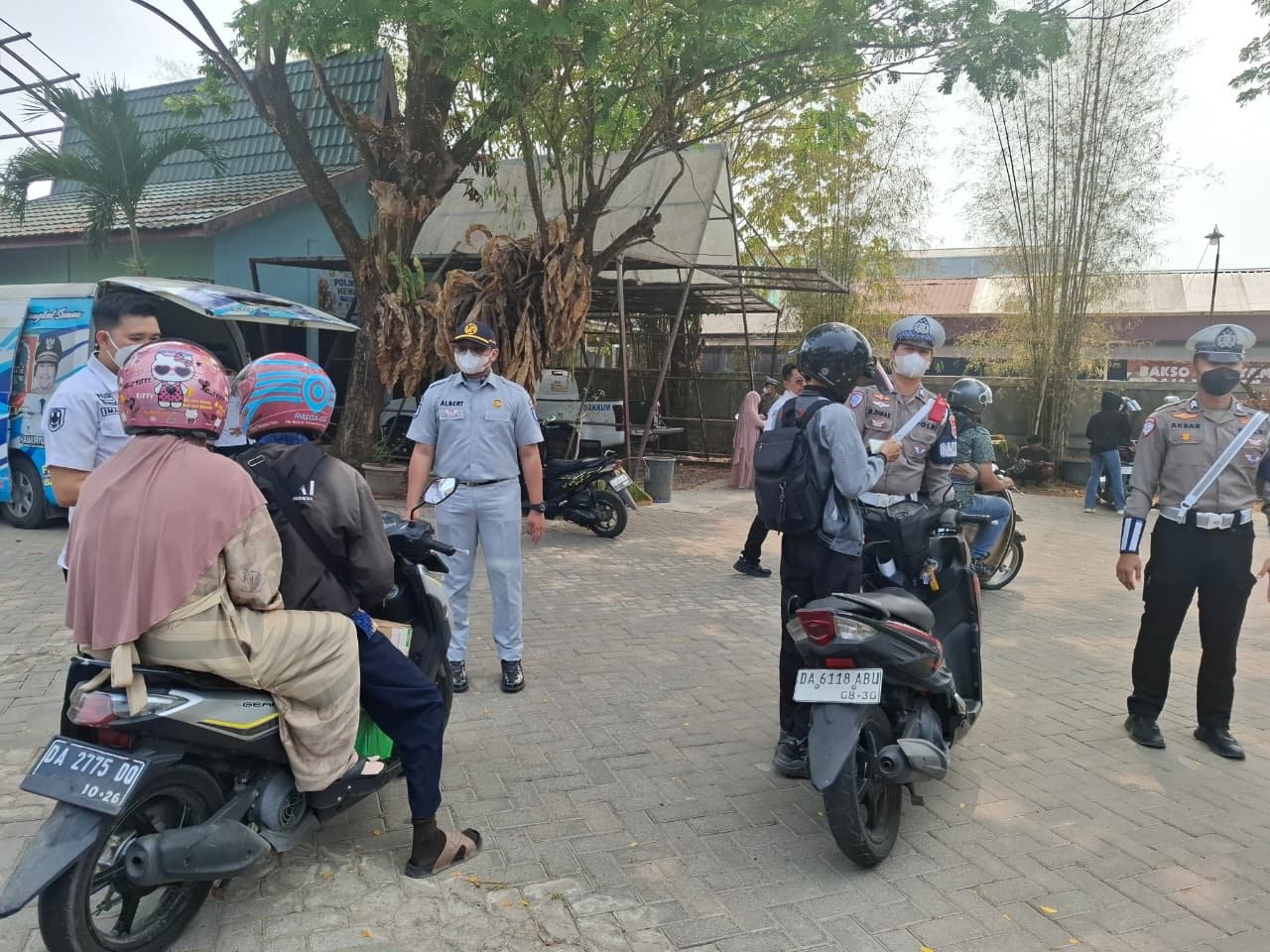 Tim Pembina Samsat Banjarmasin I Ajak Pengendara Lebih Tertib Administrasi Kendaraan