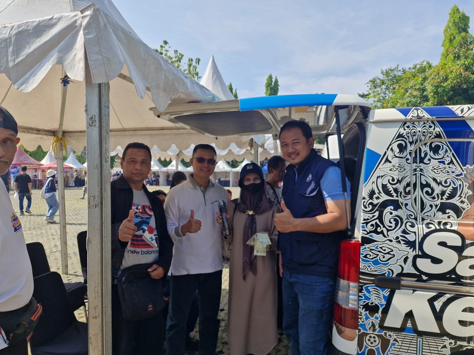 Dekatkan Pelayanan Kepada Masyarakat di Akhir Pekan, Jasa Raharja Bandung Dukung Samsat Keliling Soekarno Hatta Minggu Pagi Dekatkan Pelayanan Kepada Masyarakat di Akhir Pekan, Jasa Raharja Bandung Dukung Samsat Keliling Soekarno Hatta Minggu Pagi