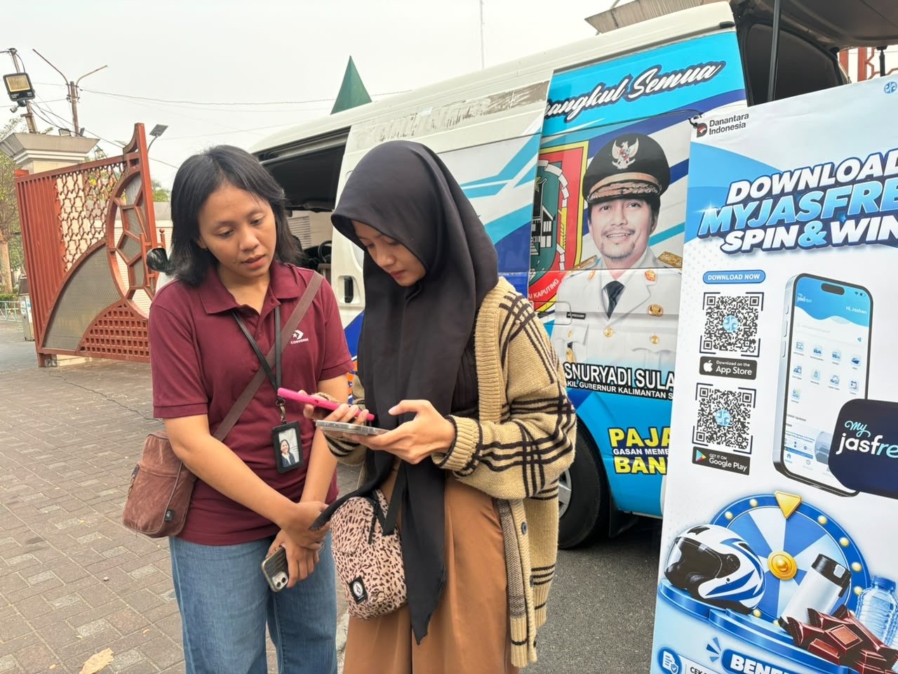 Jasa Raharja Kalsel Ajak Pengunjung CFD Kenali MyJasfren, Download dan Spin Hadiah Menarik