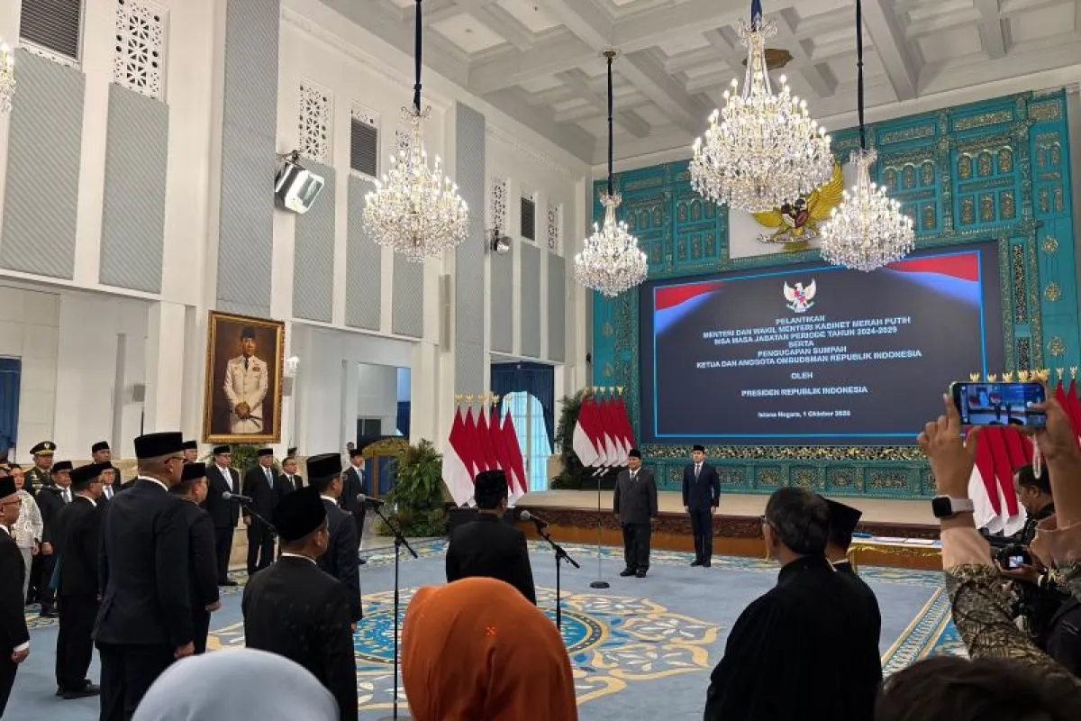 Presiden Resmi Lantik Sugiono sebagai Menko PMK, Gantikan Pratikno