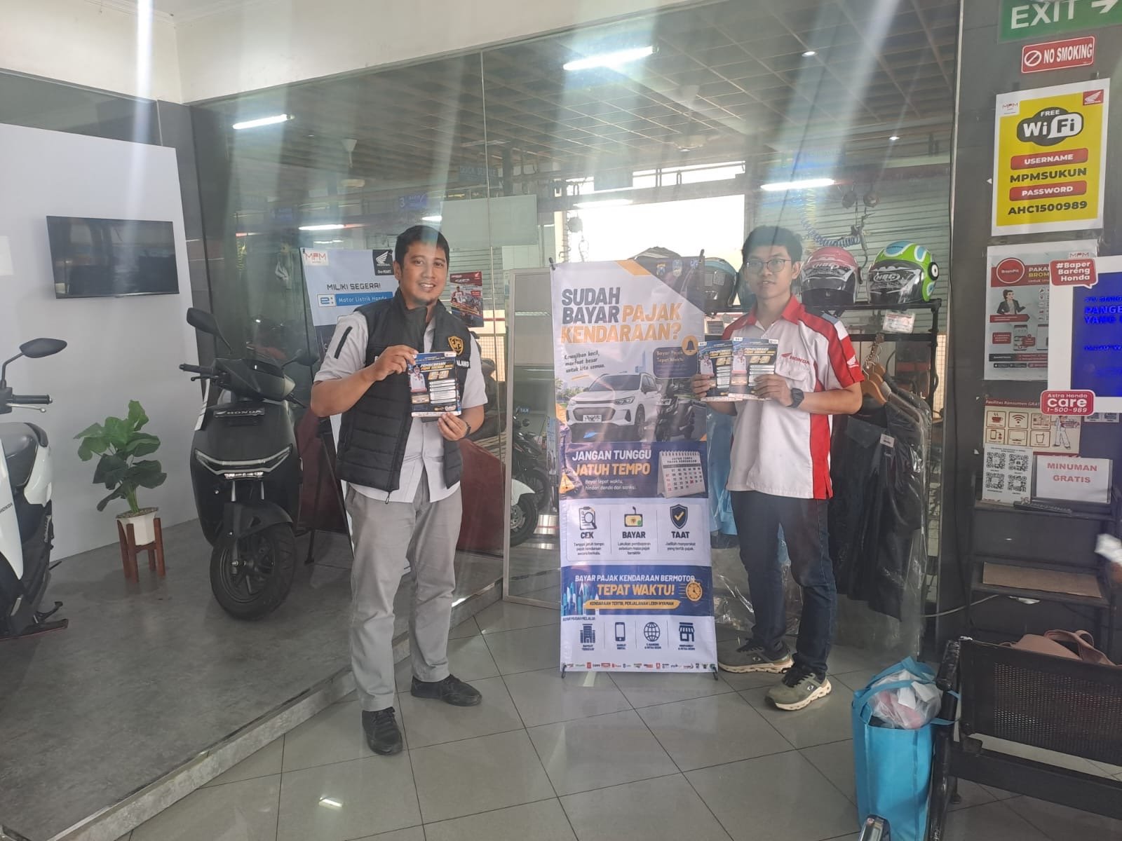 Jasa Raharja Ingatkan Pengendara Bayar Pajak Tepat Waktu melalui Kegiatan di Yamaha YSS SIP Sentra Malang Jasa Raharja Ingatkan Pengendara Bayar Pajak Tepat Waktu melalui Kegiatan di Yamaha YSS SIP Sentra Malang