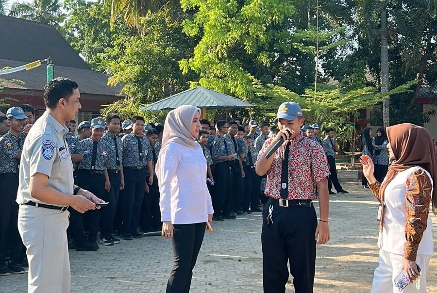 Dekatkan Pelayanan dan Edukasi Keselamatan, Tim Samsat Pangkep Hadirkan Diskon Pajak hingga Samsat Keliling di SMAN 1 Pangkep
