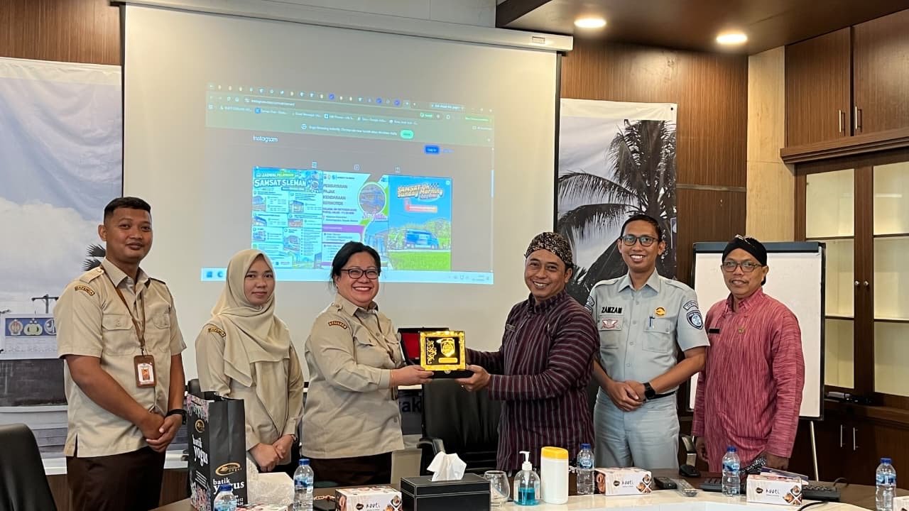 Jasa Raharja Dukung Pertukaran Inovasi Kesamsatan antara Samsat Sleman dan Bapenda Kalimantan Utara Jasa Raharja Dukung Pertukaran Inovasi Kesamsatan antara Samsat Sleman dan Bapenda Kalimantan Utara