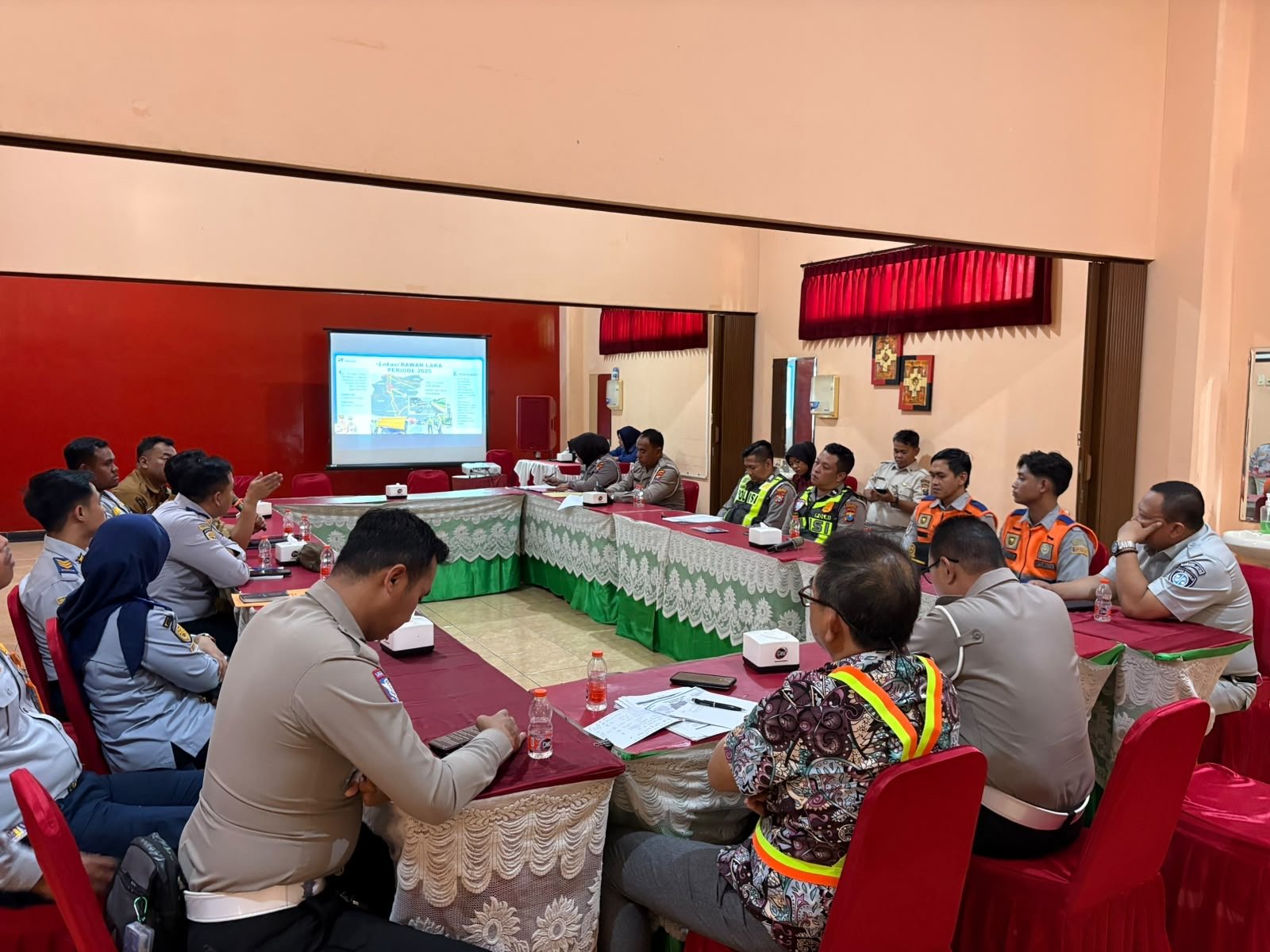 Forum Komunikasi Lalu Lintas Pasuruan Bahas Upaya Penanganan Lokasi Rawan Kecelakaan Forum Komunikasi Lalu Lintas Pasuruan Bahas Upaya Penanganan Lokasi Rawan Kecelakaan